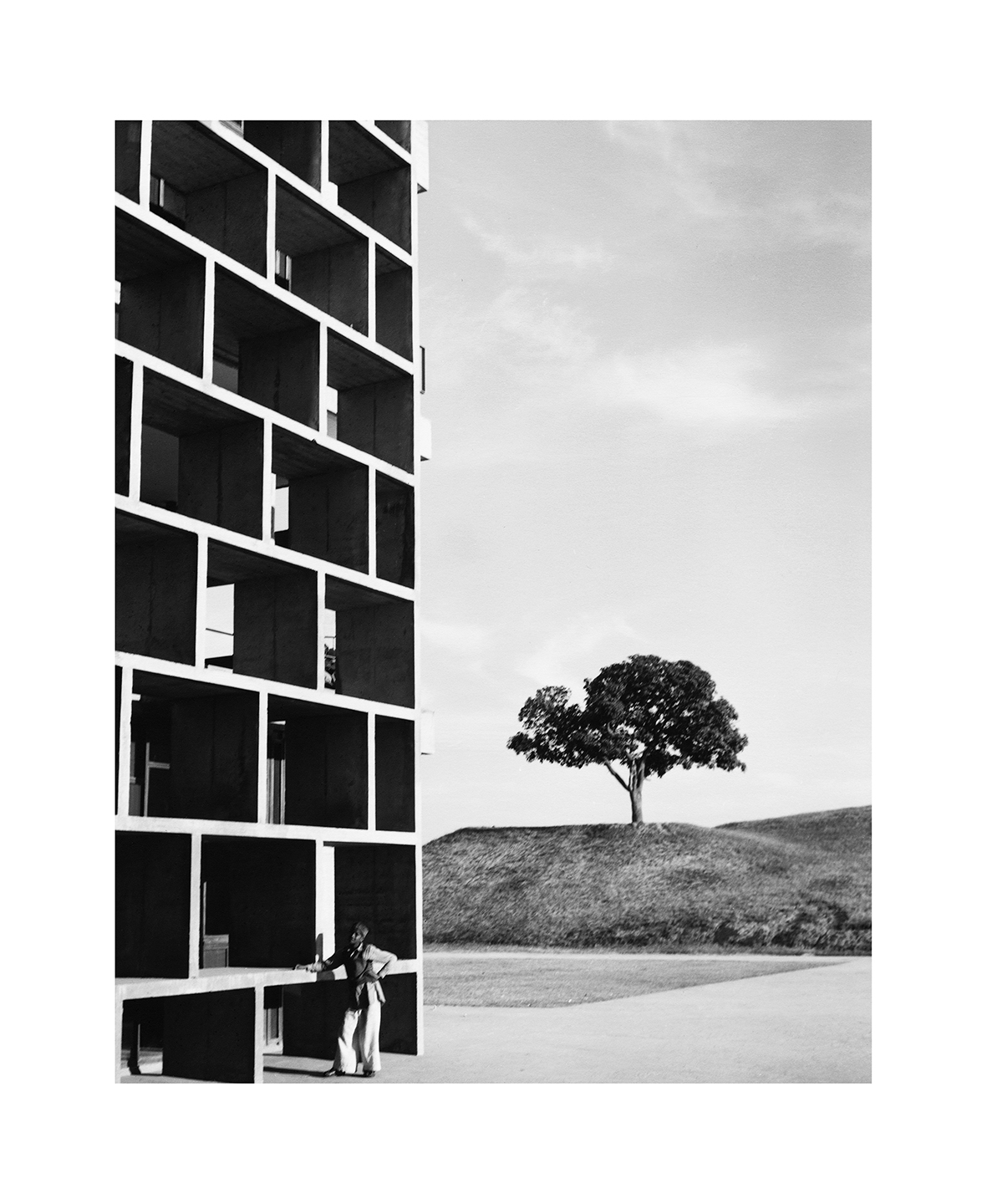 Lucien Hervé ; Le Corbusier ; Architecture ; Inde ; modernisme ; photographie ; ombre ; lumière